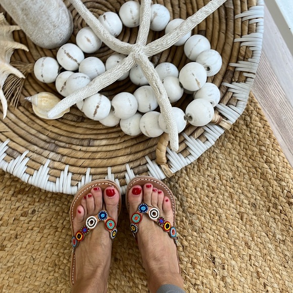 Free People NWT laidback London Fun Tribal Flip Flop hand beaded sandal 🌈 🙏 - Picture 9 of 14